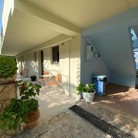 Mirovigli Family Rooms Lépedha المظهر الخارجي الصورة